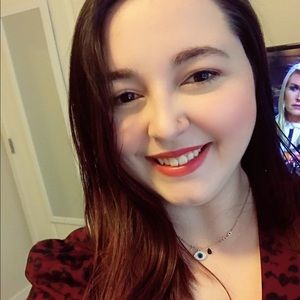 Meet your Posher, Megan